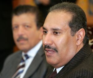 صورة حمد بن جاسم يعلن سعي قطر لشراء مجموعة سينسبري البريطانية