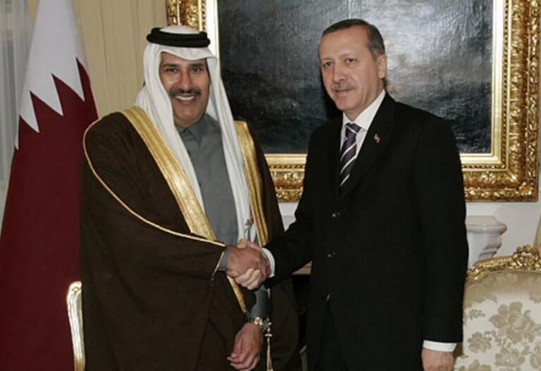 رئيس وزراء قطر بحث مع نظيره التركي سبل وقف العدوان على القطاع