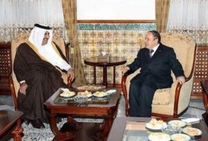 حمد بن جاسم والرئيس بوتفليقة يبحثان تطورات الساحة العربية