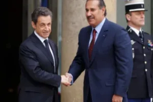 حمد بن جاسم خلال لقائه نيكولا ساركوزي يأسف لعدم فرض عقوبات على إسرائيل بعد حربها بغزة