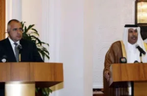 حمد بن جاسم ووزير الخارجية البلغاري يكشف عن استثمارات قطر بالخارج خلال 2009