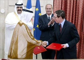 صورة توقيع الصفقة بين الخطوط القطرية وإيرباص