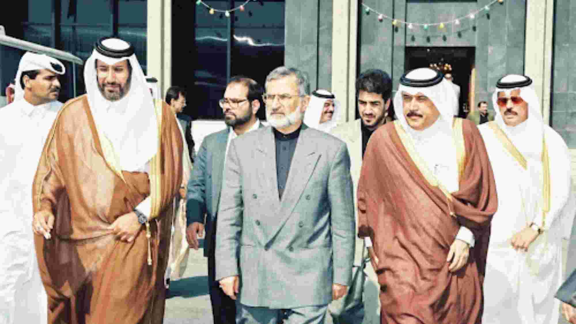 حمد بن جاسم وكمال خرازي يبحثان عدوان إسرائيل على لبنان