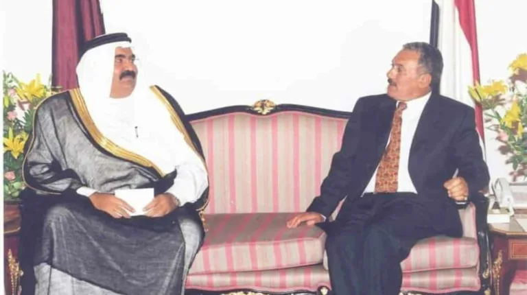 أمير قطر ورئيس اليمن يشهدان توقيع اتفاقيات بين الدوحة وصنعاء