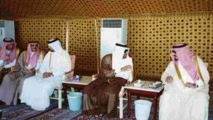 حمد بن جاسم يلتقي ولي عهد السعودية في الديوان الملكي بجدة