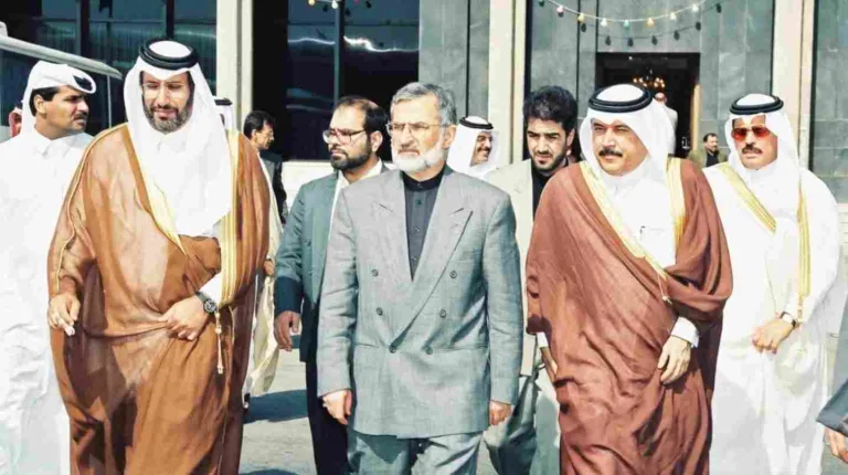 حمد بن جاسم وكمال خرازي يبحثان سبل دعم العراق والملف النووي