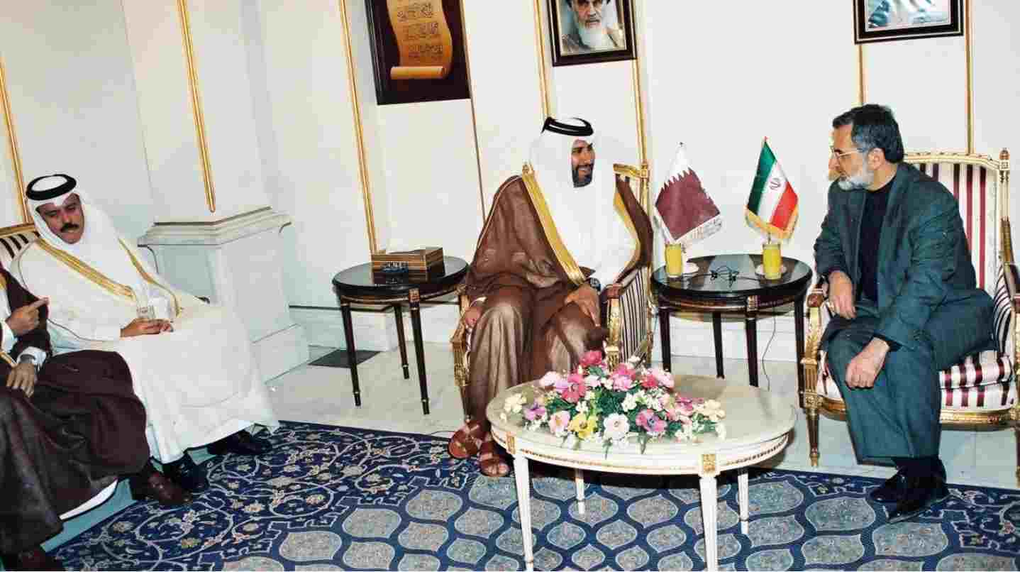 حمد بن جاسم يتلقى رسالة من كمال خرازي عن علاقات الدوحة وطهران