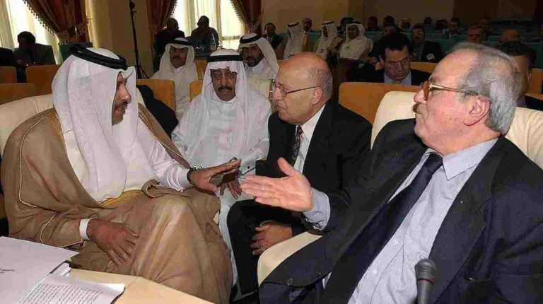 حمد بن جاسم يشارك باجتماع الوزاري العربي لبحث مبادرة السلام