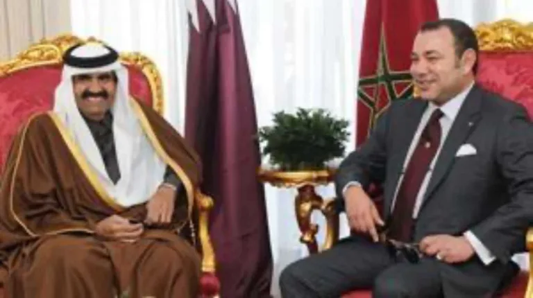 أمير قطر وعاهل المغرب يبحثان احتمالات الضربة أمريكية للعراق