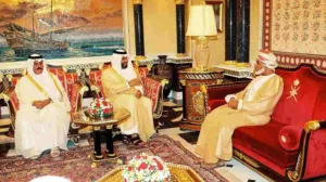 حمد بن جاسم والسلطان قابوس يبحثان التعاون بين الدوحة ومسقط