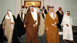 حمد بن جاسم يتلقى رسالة من الفيصل لتعزيز تعاون الدوحة والرياض