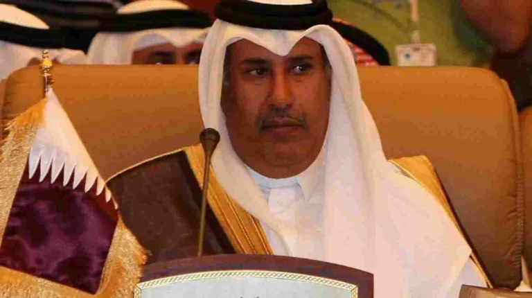 حمد بن جاسم يرحب بقبول بغداد قرار نزع أسلحة الدمار من العراق