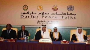 رئيس الوزراء القطري يفتتح محادثات سلام دارفور في الدوحة