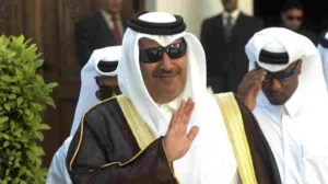 حمد بن جاسم يتلقى رسالة من بجاوي بشأن تعاون قطر والجزائر