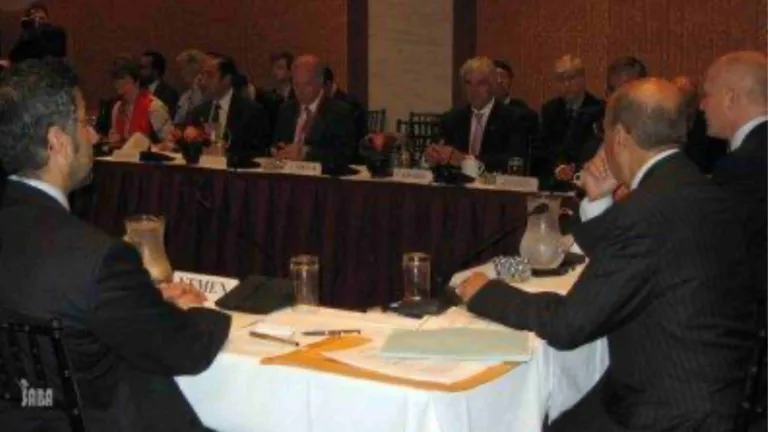 حمد بن جاسم يعلن مساهمة قطر في صندوق إعادة إعمار صعدة