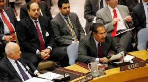 حمد بن جاسم يدافع عن السعودية أمام هجوم روسيا بمجلس الأمن