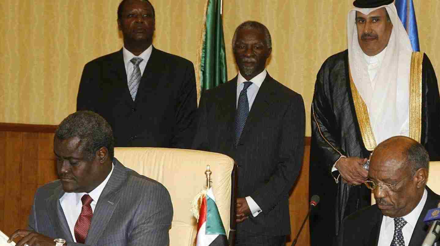 توقيع اتفاق مصالحة بين السودان وتشاد برعاية قطرية ليبية