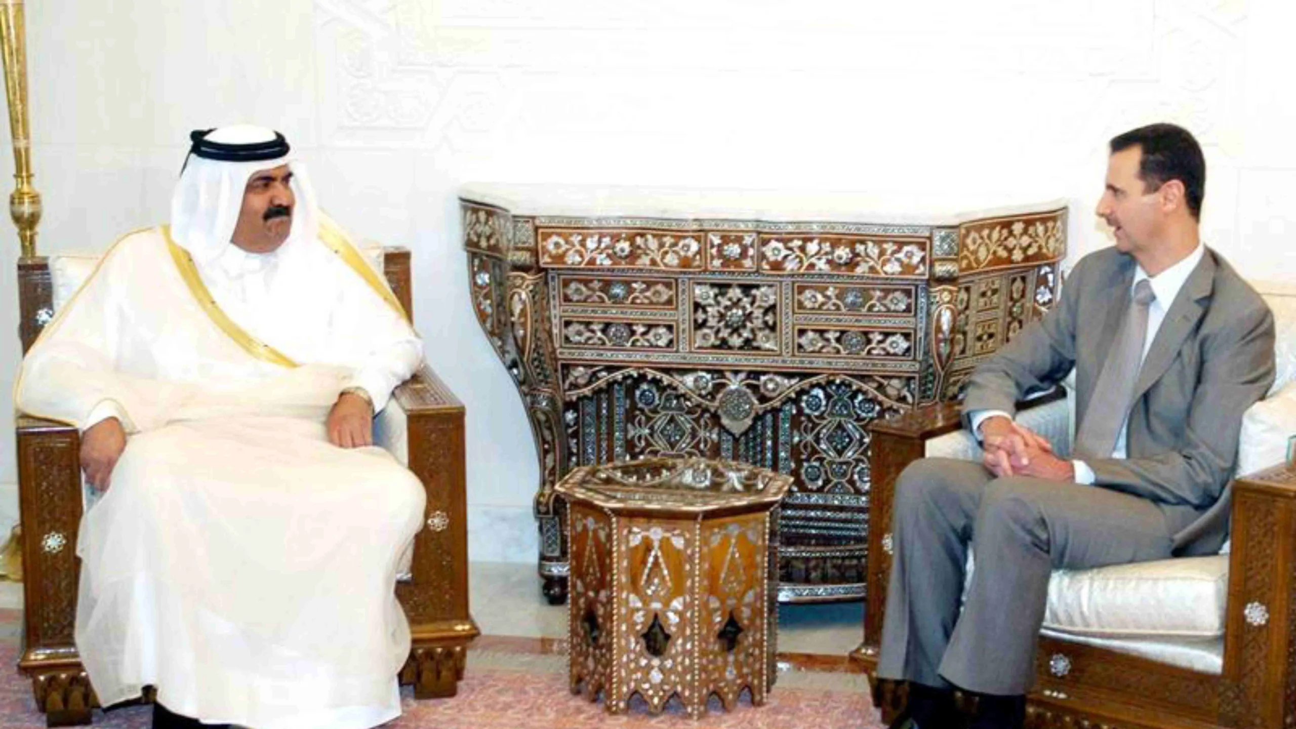 أمير قطر يزور سوريا بعد نجاح الدوحة في حل الأزمة اللبنانية