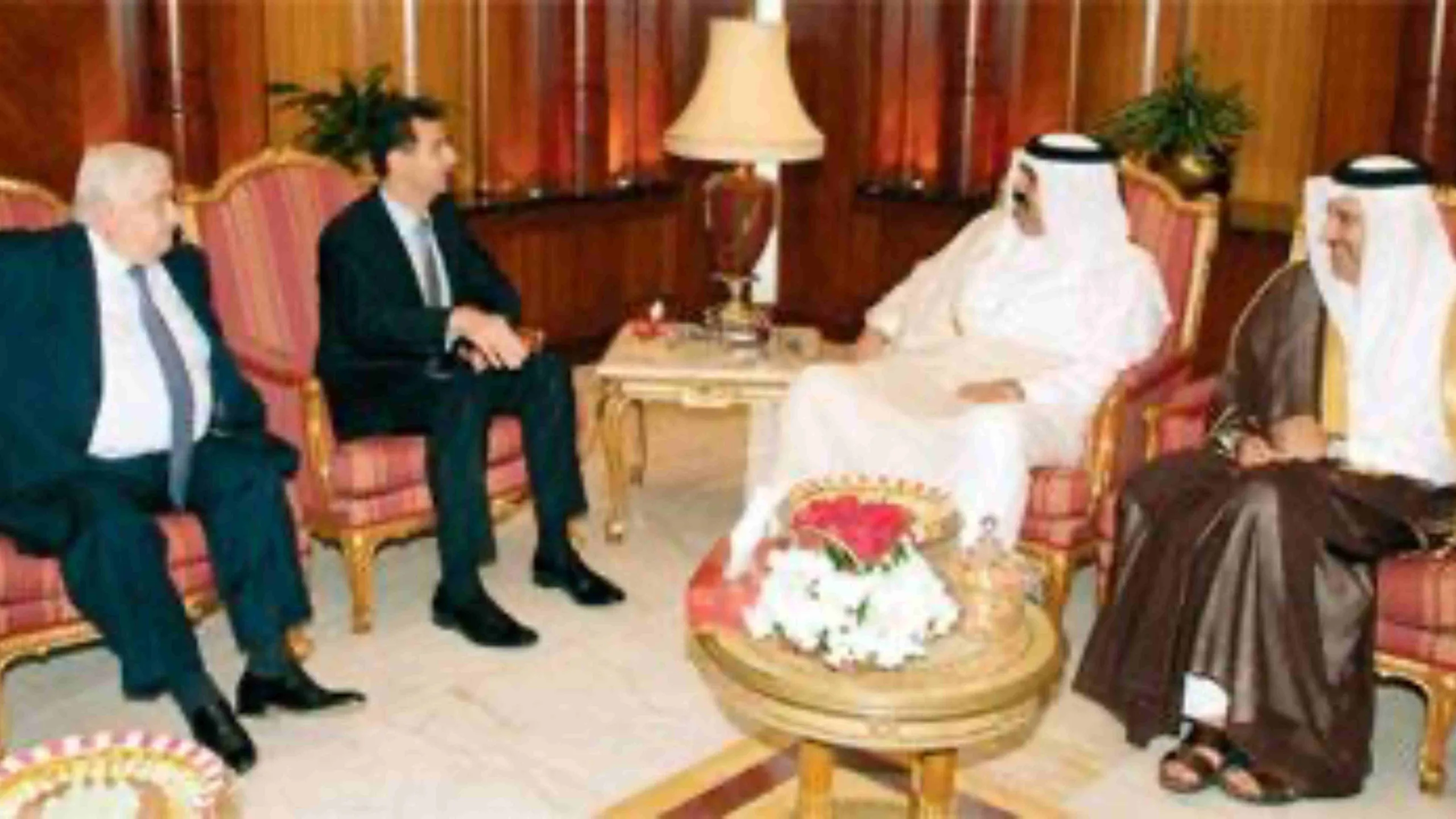 أمير قطر وبشار الأسد يبحثان تطورات المصالحة الفلسطينية