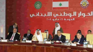 حمد بن جاسم يجري لقاءات مكوكية بحثا عن توافق بين فرقاء لبنان