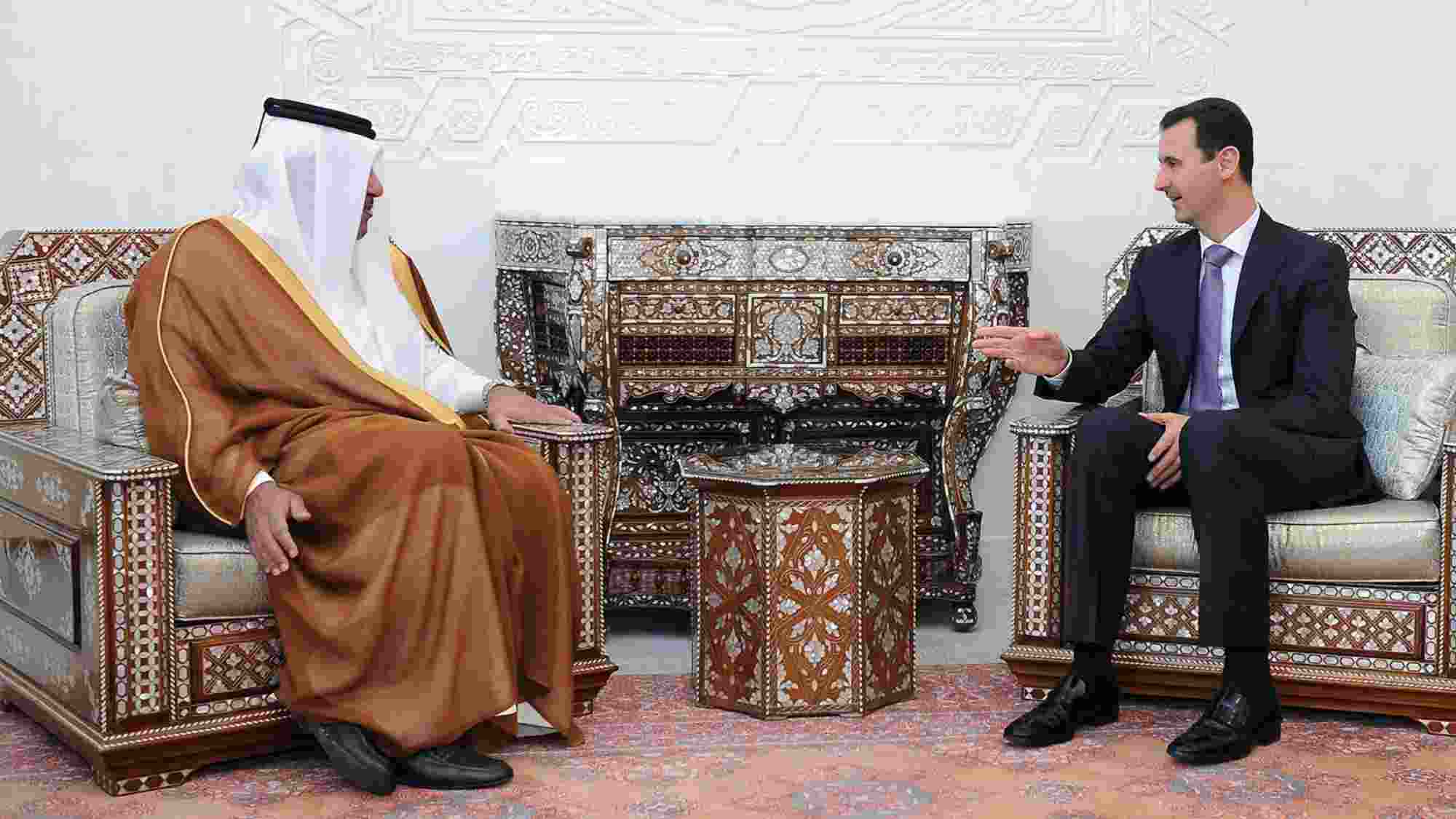 حمد بن جاسم يبحث مع الأسد مواجهة تهديدات إسرائيل لسوريا