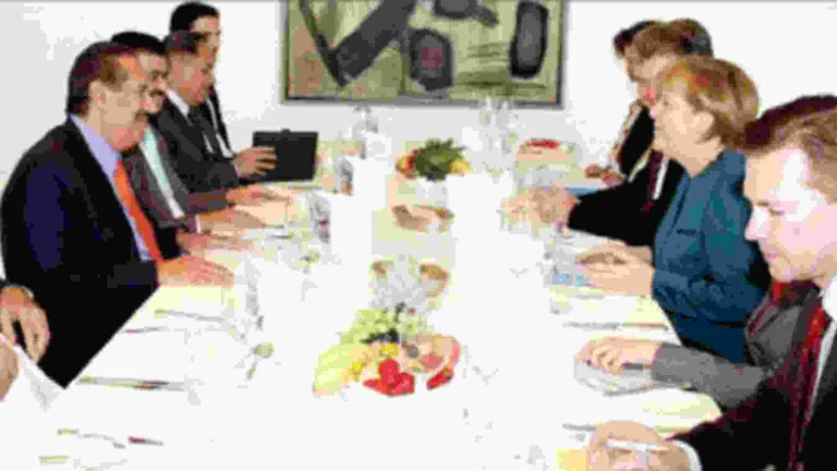 حمد بن جاسم يبحث مع المستشارة الألمانية مستجدات أوضاع ليبيا