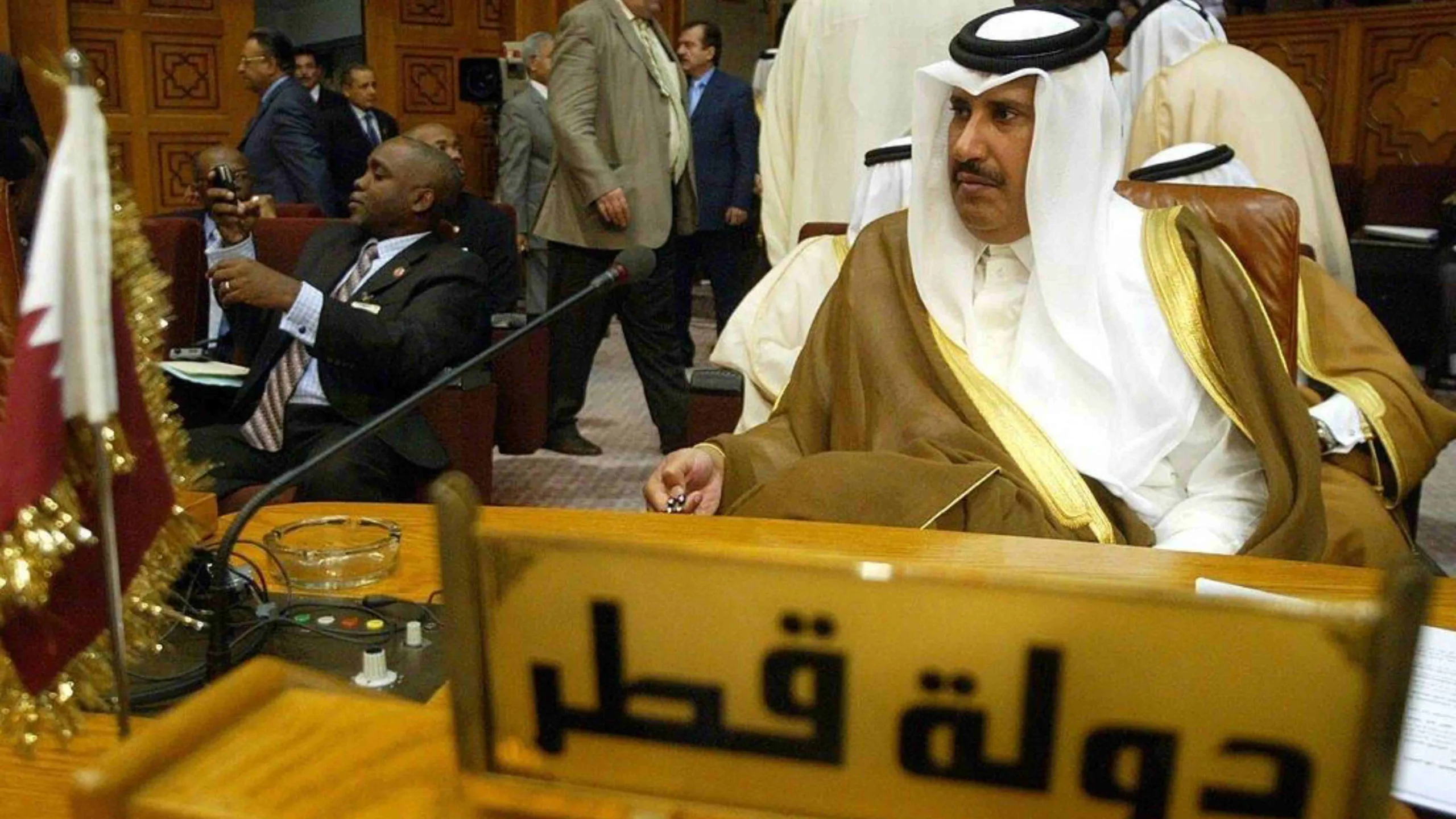 حمد بن جاسم يؤكد أهمية دور مصر في قيادة العالم العربي