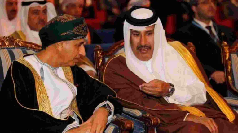 حمد بن جاسم يبعث 3 رسائل فهد بن محمود لتعزيز تعاون قطر وعمان