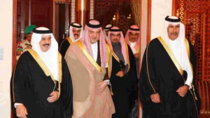 حمد بن جاسم: قوات درع الجزيرة في البحرين وفق معاهدات خليجية