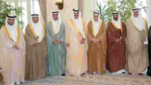 وزير الخارجية القطري يعقد لقاء مع وفد برلماني كويتي في الدوحة