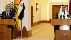 رئيس الوزراء القطري يؤكد مكانة مصر في العالم العربي