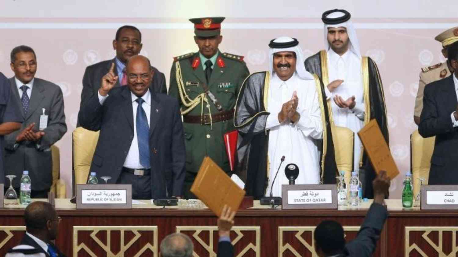 الوساطة القطرية تعلن توقيع وثيقة الدوحة للسلام في دارفور