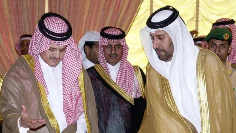 حمد بن جاسم يدعو إلى إرغام إسرائيل على خارطة الطريق للسلام