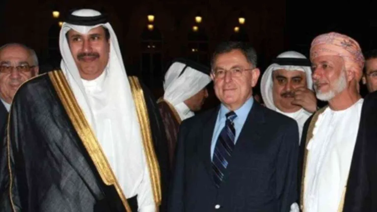 حمد بن جاسم يصل بيروت للمشاركة بمراسم تنصيب الرئيس اللبناني