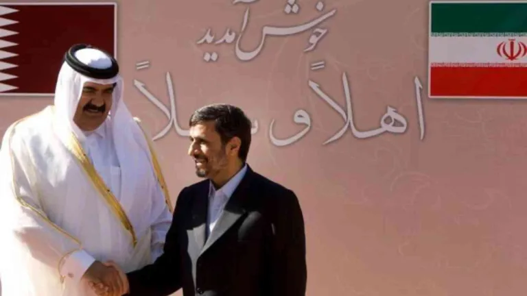 أمير قطر يعرب عن رغبته في تعزيز علاقة الدوحة وطهران