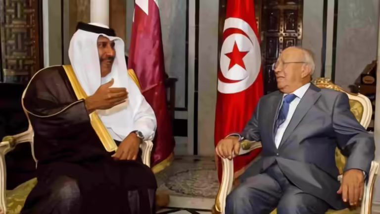 حمد بن جاسم يشهد توقيع اتفاقيات استثمار بين قطر وتونس