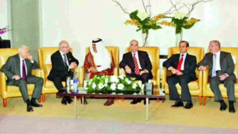 وزراء الخارجية العرب يبحثون فرض عقوبات اقتصادية على سوريا