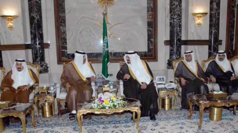 مباحثات قطرية سعودية في جدة بشأن العلاقات بين بين البلدين