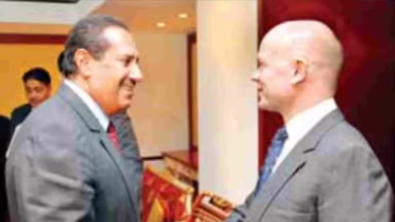 حمد بن جاسم يبحث مع مندوبين أمميين جهود حل الأزمة السورية