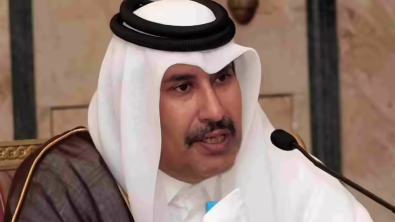 حمد بن جاسم يدعو لتقييم عمل بعثة المراقبين العرب بسوريا