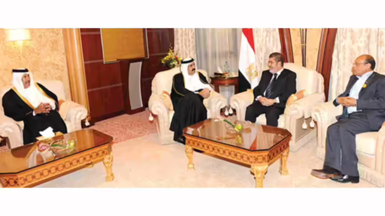 قمة قطرية تونسية مصرية في الرياض لبحث التحديات العربية