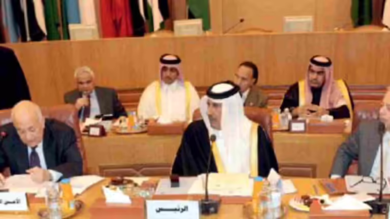 حمد بن جاسم يدعو إلى تنحي بشار الأسد استجابة للمطالب العربية