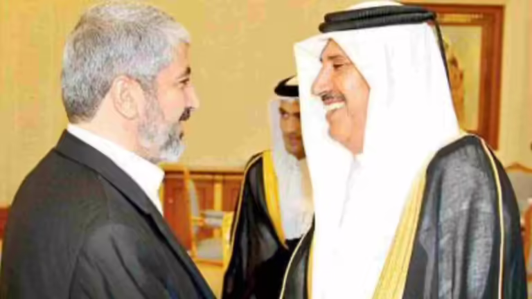 حمد بن جاسم ومشعل يبحثان تداعيات عدوان إسرائيل على غزة