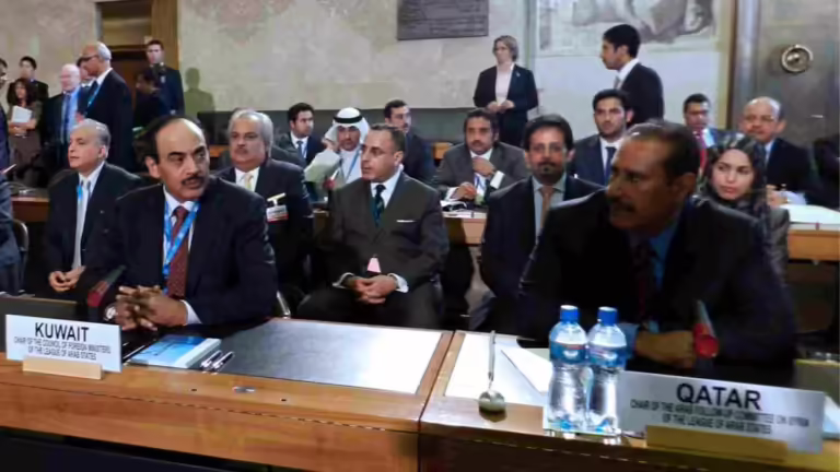 حمد بن جاسم يشارك في اجتماع لتوحيد الرؤية العربية بشأن سوريا