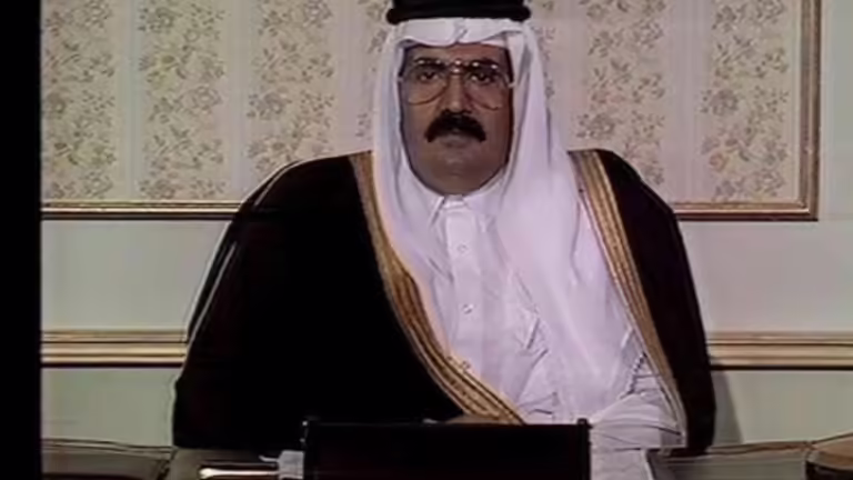 حمد بن جاسم عضوا في لجنة إعداد الدستور الدائم لدولة قطر