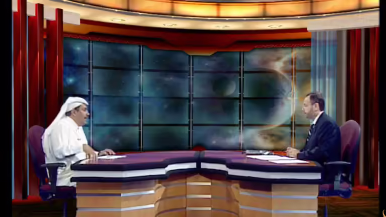 حمد بن جاسم: أطراف خارجية تستغل مسألة سحب الجنسية القطرية