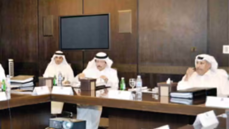 حمد بن جاسم يشيد بتقدم مشاريع شركة الديار في قطر وحول العالم
