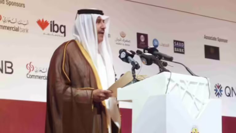 حمد بن جاسم: 30% فائض ميزان المدفوعات في قطر