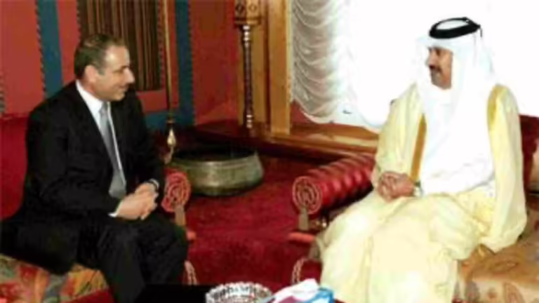 حمد بن جاسم يتلقى رسالة من المالكي بشأن تعاون قطر والعراق