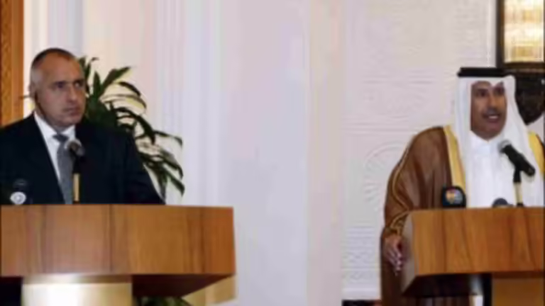 حمد بن جاسم: 30 مليار دولار استثمارات قطر الخارجية في 2009